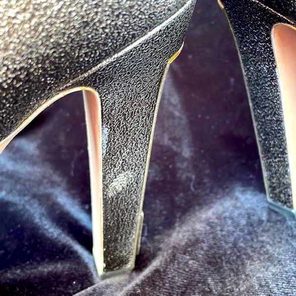 CHANEL SILVER METALLIC LEATHER  HIGH HEEL ANKLE BOOTIES ! - 9 - GORGEOUS !🔥💋 - Picture 15 of 15